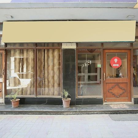 Hotel O Queensland Amritsar Exteriör bild