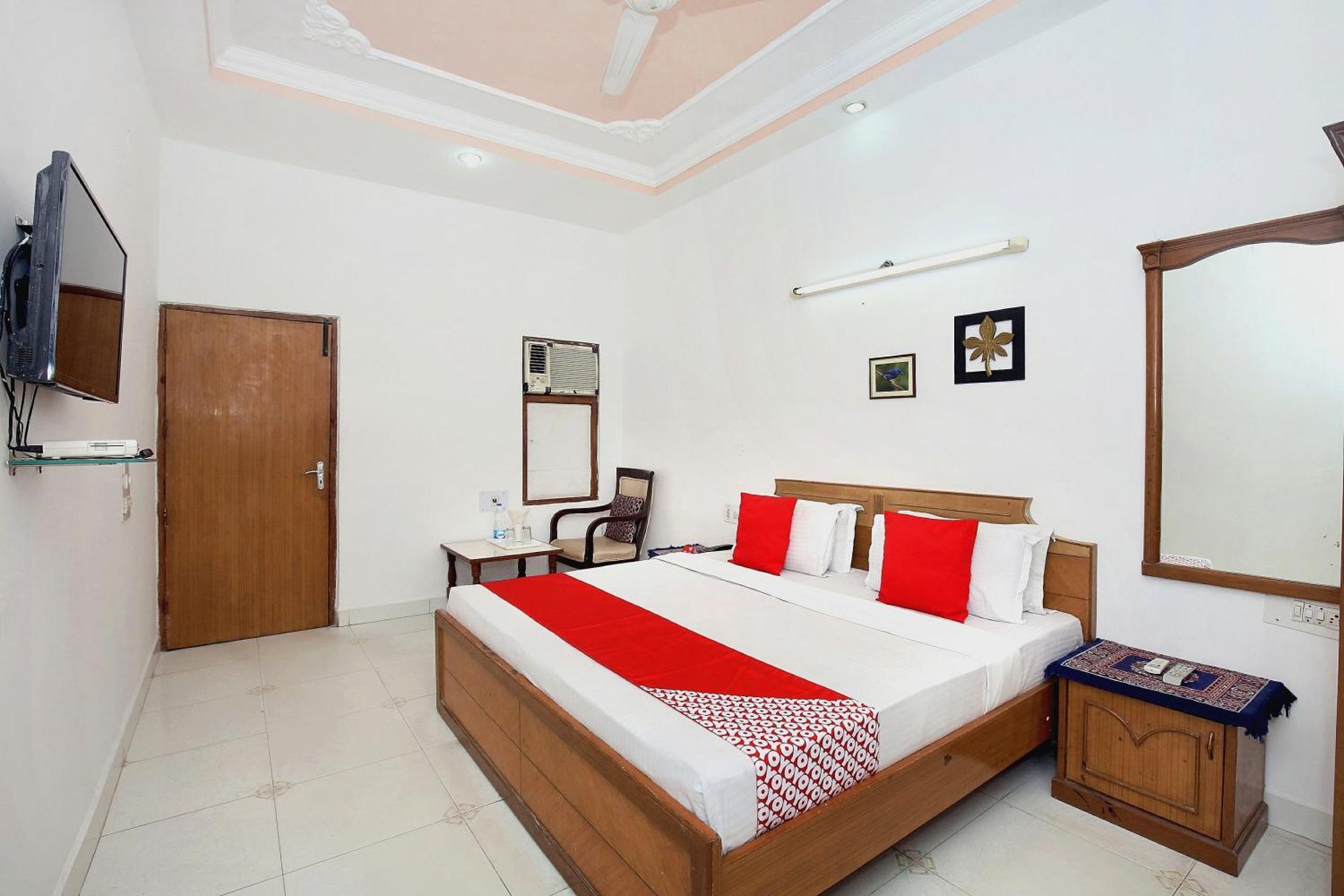 Hotel O Queensland Amritsar Exteriör bild