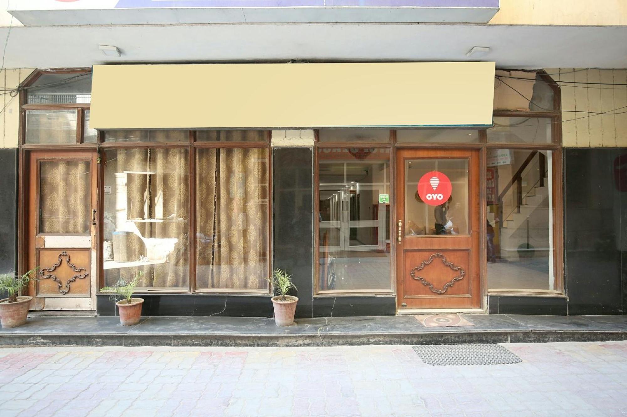 Hotel O Queensland Amritsar Exteriör bild