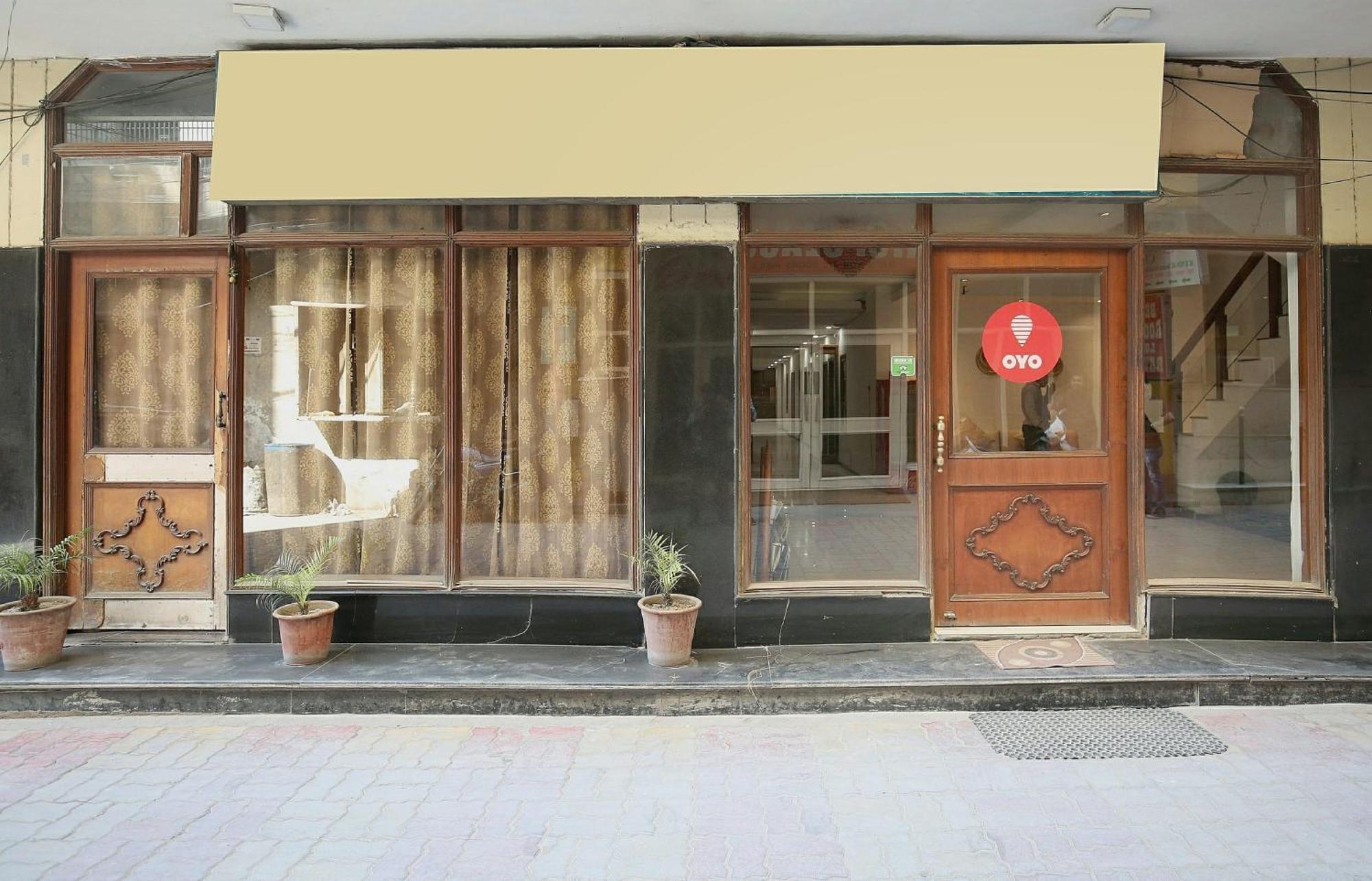 Hotel O Queensland Amritsar Exteriör bild